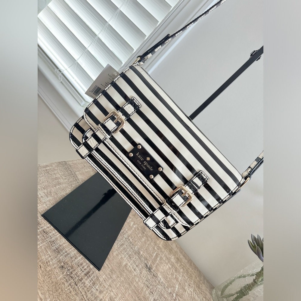 KateSpade Women's Black/Cream Patent Leather Scout Purse Messenger Crossbody Bag